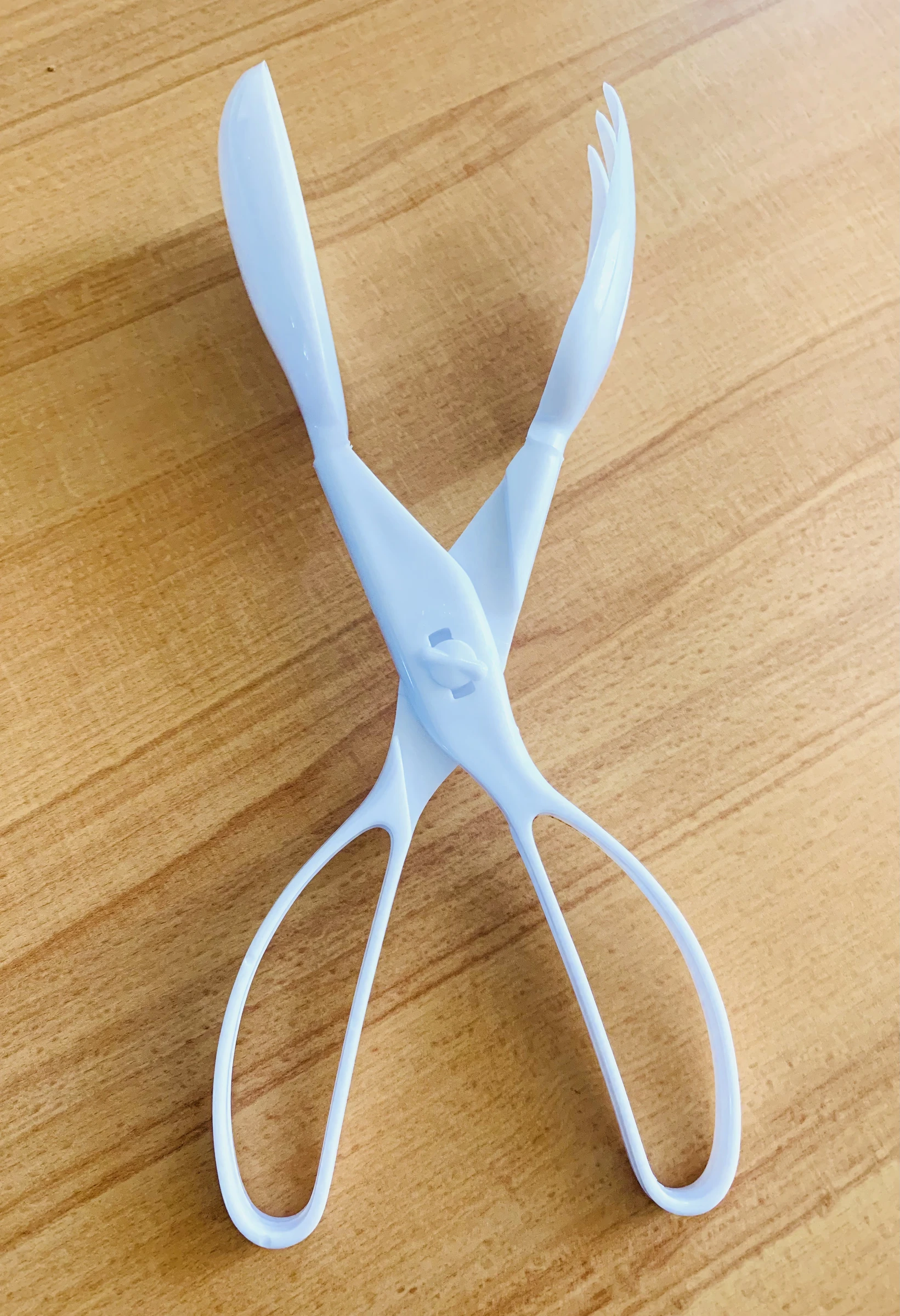Lot of tongs + 2 plastic salad servers – photo 5